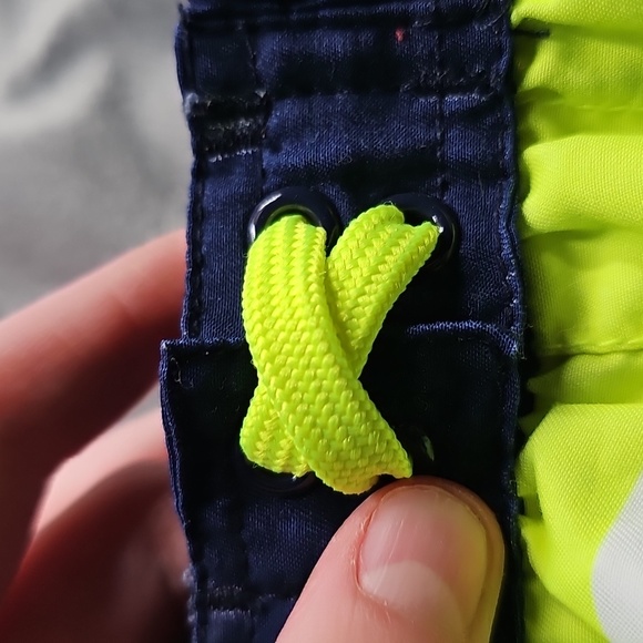 L blue Green Stripes Swimshorts size 2t - Picture 5 of 6